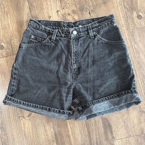 Levi’s shorts - mom style